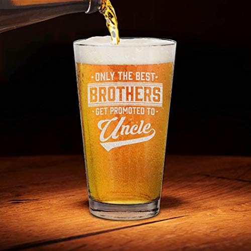 4 Samo najbolja braća dobivaju promaknuće u ujaka najava trudnoće na laserski ugraviranoj pivskoj čaši