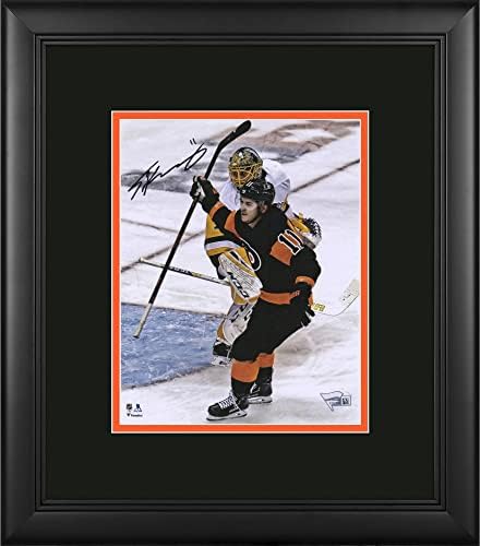 Travis Konecny ​​Philadelphia Flyers uokviren Autografirano 8 x 10 Fotografija proslave gola - Autografirane NHL fotografije